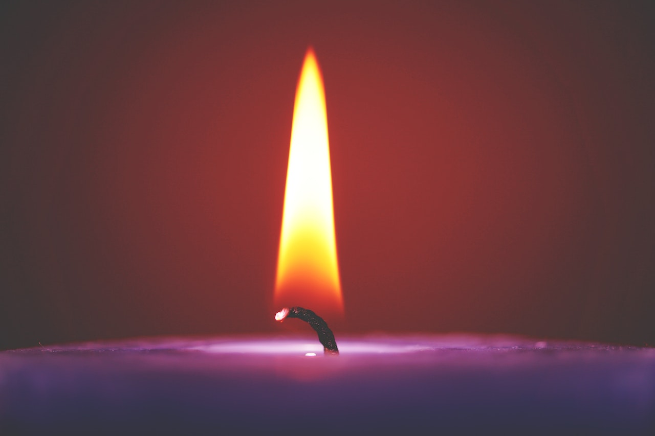 Expired or Not? How to Tell if Your Candle Has Reached Its End